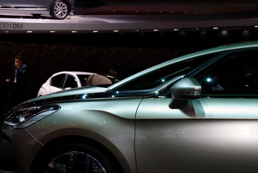  Citroen DS5 2012 года  (фото 133 из 182)